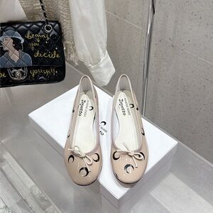 Repetto Crescent Flats
